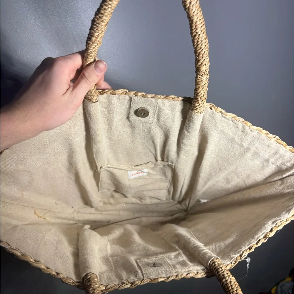 Sundry Sea Salt Sun Wicker Tote Bag - Picture 4 of 6